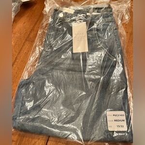 RISEN Los Angelas Straight-Leg Jeans in Medium Blue Wash